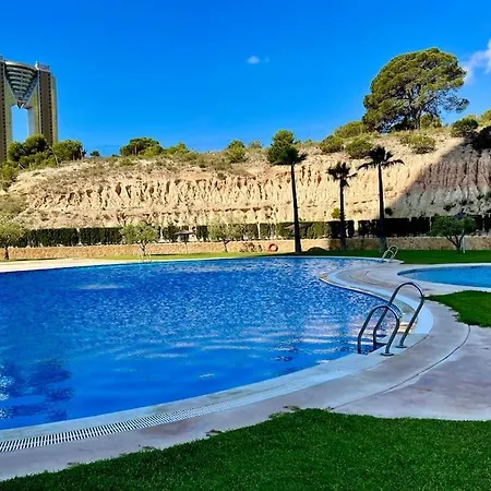 Espectacular Atico Con Terrazas דירה