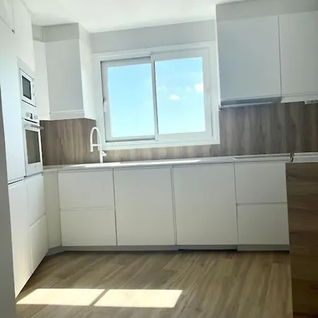 Espectacular Atico Con Terrazas דירה